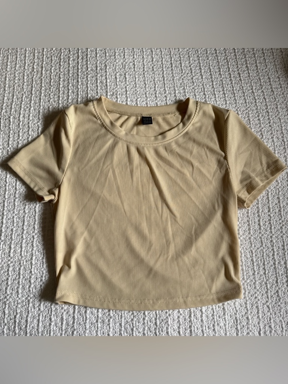 SHEIN Ribbed Short Sleeve Crop Top in Light Yellow